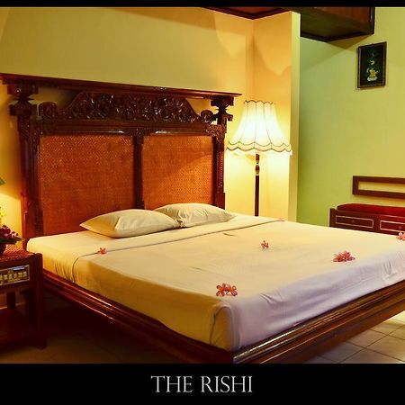 The Rishi Candidasa Beach Resort Экстерьер фото